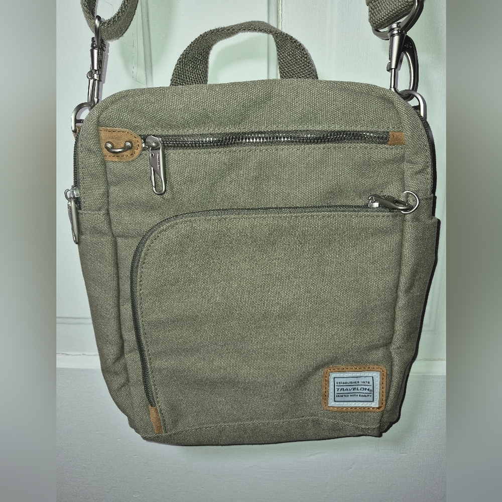 Travelon Heritage Anti Theft Crossbody Bag